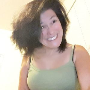 Meet your Posher, Brenda